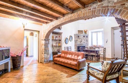Barberino di Mugello Casa | Holiday Home Casale Labbia by Interhome
