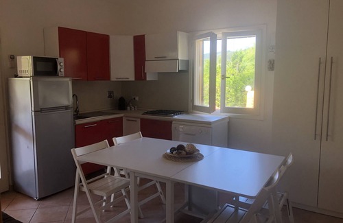 Lacona Casa | Casa de vacaciones "Villetta Lampone" con Wi-Fi, aire acondicionado, jardín y terraza