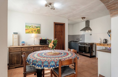 Chiesina Uzzanese Casa | Casa de vacaciones 'Casa Simi -' con jardín privado, Wi-Fi y aire acondicionado
