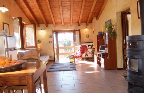 Monticelli Brusati Cabaña | Casa rural (alquiler íntegro) Agriturismo l'Arnia para 2 personas