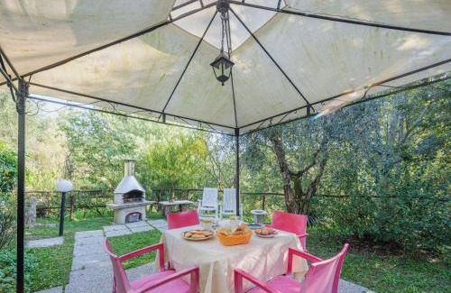 Vicopelago Casa | Holiday Home Villetta Cerchia by Interhome