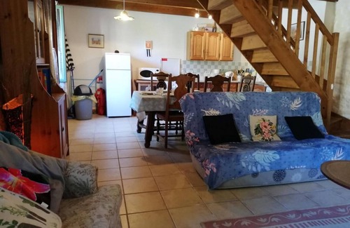 Ploerdut Casa | Casa de vacaciones 'Jade - Gîtes De Kerlividic' con piscina compartida, jardín compartido y Wi-Fi