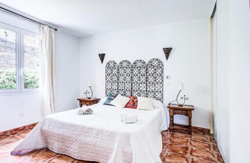 Llauro Casa | Holiday Home Jardins de Camille by Interhome