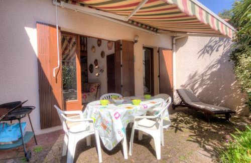 Le Penon Casa | Holiday Home Juncades by Interhome