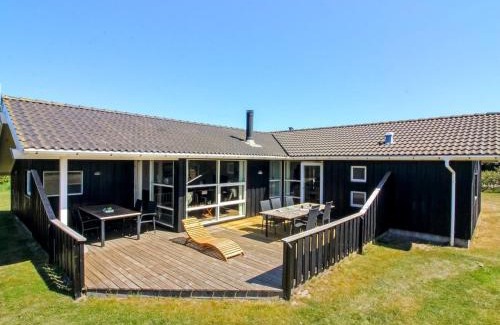 Lokken Casa | Holiday Home Juris - 950m from the sea by Interhome