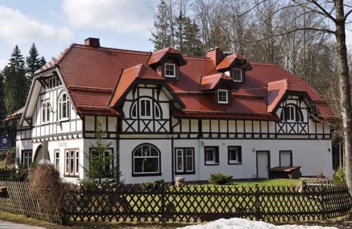 Manebach Apartamento | Holiday home Kahl near centre