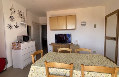 Ragusa Casa | Casa de vacaciones "Kastalia - Rossa" con vistas al mar, piscina compartida y Wi-Fi