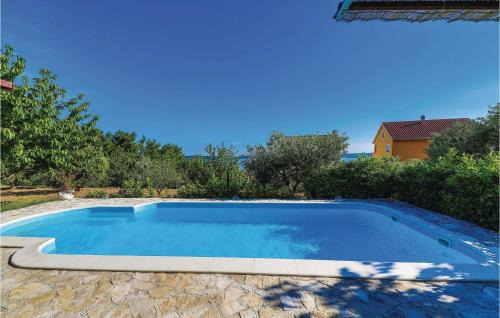 Kastel Kambelovac Casa | Holiday Home Kastel Kambelovac With Sea View I