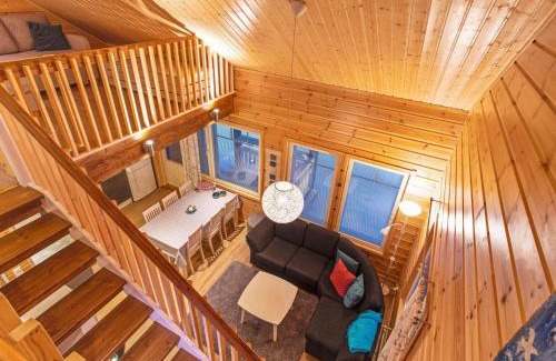 Yllas Casa | Holiday Home Kevätpiippo b by Interhome
