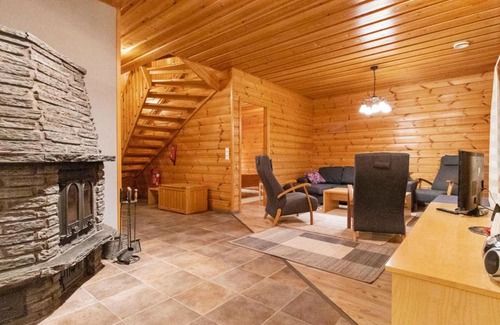 Iltasmaki Casa | Holiday Home Kivikko by Interhome