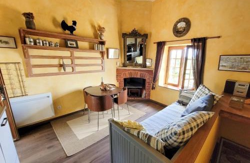 Chissay-en-Touraine Casa | Holiday Home Le Pigeonnier by Interhome