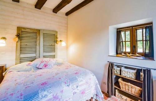 Chissay-en-Touraine Casa | Holiday Home Le Pigeonnier by Interhome