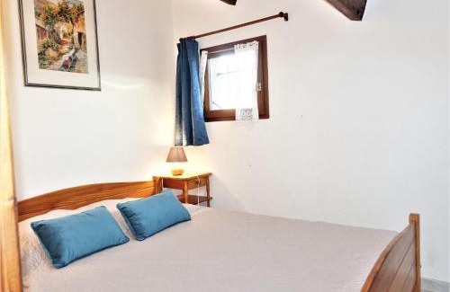 Les Ayguades Casa | Holiday Home L'Hacienda by Interhome