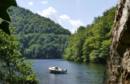 Gros-Chastang Casa | Casa de vacaciones 'La Chataîgneraie' con jardín privado