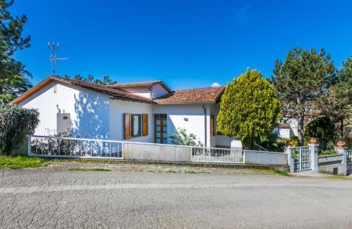 Pogi Casa | Holiday Home La Casa del Ponte Romano by Interhome
