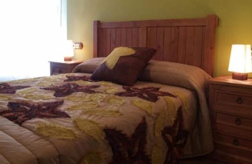 Milagro Casa | Holiday Home 'La Casa Miralrio 1' with Private Terrace, Wi-Fi and Air Conditioning