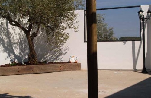 Milagro Casa | Holiday Home 'La Casa Miralrio 1' with Private Terrace, Wi-Fi and Air Conditioning