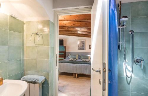 Sabaudia Casa | Holiday Home La casina nel bosco by Interhome