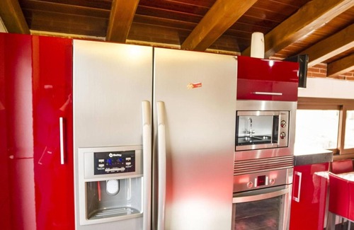Aldeatejada Casa | Casa de vacaciones 'La Chirumba' con vistas a la montaña, Wi-Fi y aire acondicionado