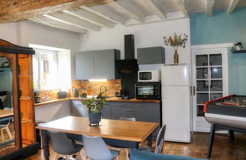 Couffy Casa | Holiday Home 'La Clé Des Champs' with Private Terrace, Private Garden and Wi-Fi