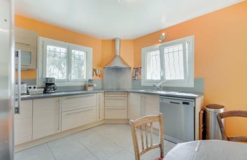 Grimaud Casa | Holiday Home La Colle du Turc by Interhome