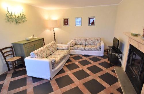 Castana Casa | Holiday Home La Corte Bricca - Casa Padronale by Interhome