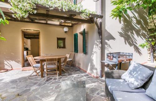 Pescia Casa | Holiday Home La Cupola- Giglio by Interhome
