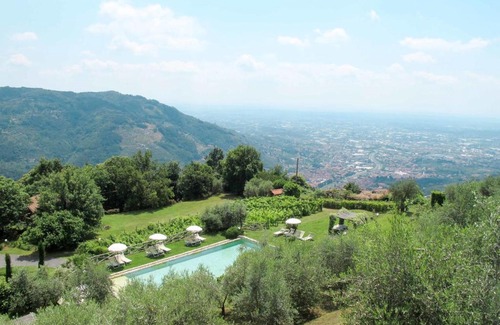 Pescia Casa | Holiday Home La Cupola- Girasole by Interhome