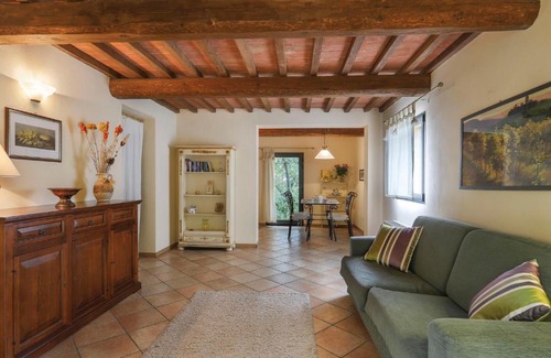 Pescia Casa | Holiday Home La Cupola- Girasole by Interhome