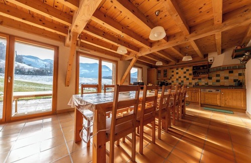 Montagnole Cabaña | Casa de vacaciones 'La Grange Aux Ecureuils 6 Pers' con vistas a la montaña, terraza y jardín
