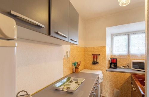 Gravieres Casa | Casa de vacaciones 'La Grange' con vistas a la montaña, piscina compartida y aire acondicionado