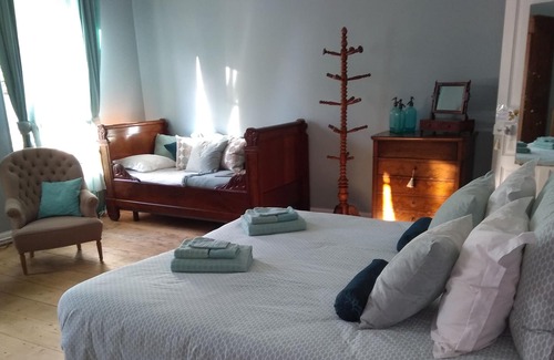 Bonnes Casa | Casa de vacaciones 'la maison du Bonnesheur ' con terraza privada, jardín privado y Wi-Fi