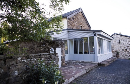 Martin Casa | Casa de vacaciones 'La Maison Léopoldine' con piscina compartida, jardín compartido y Wi-Fi