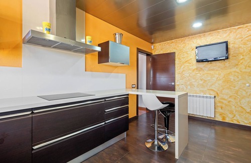 Albinyana Casa | Casa de vacaciones 'La Mediterranea Village' con vistas a la montaña, Wi-Fi y aire acondicionado