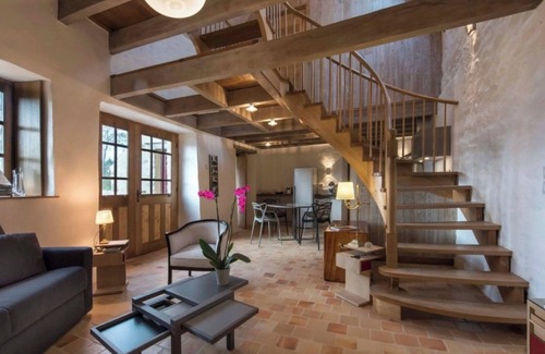 Commana Casa | Casa de vacaciones 'La Petite Maison - Piscine - Spa' con piscina compartida, terraza y Wi-Fi