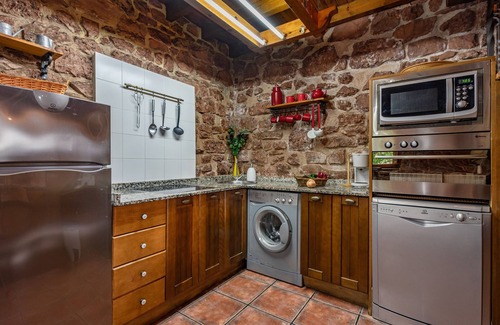Camoca Casa | Casa de vacaciones 'La Pumarada' con jardín privado y Wi-Fi