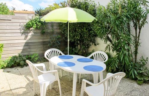 La Flotte Casa | Holiday Home La Touche-2 by Interhome