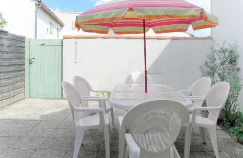 La Flotte Casa | Holiday Home La Touche-3 by Interhome