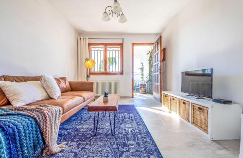 Creixell Casa | Holiday Home La Unica by Interhome
