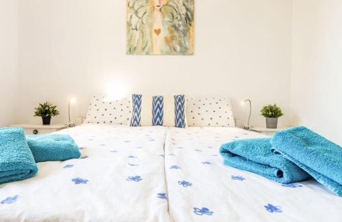 Creixell Casa | Holiday Home La Unica by Interhome