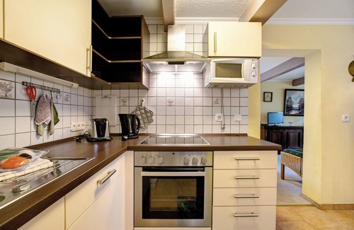 Wesselburen Casa | Casa de vacaciones 'Lachmöwe' con terraza privada, jardín privado y Wi-Fi