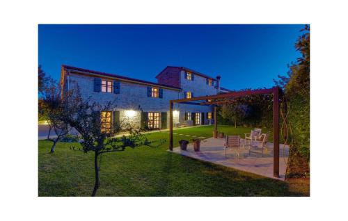 Korenici Casa | Holiday Home Ladici Ii