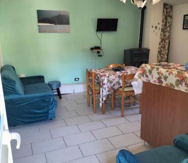 Fiumata Casa | Holiday Home Lago del Salto