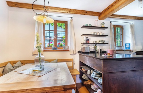 Chieming Apartamento | Casa de vacaciones 'Landhaus Gustl' con terraza privada, jardín privado y Wi-Fi