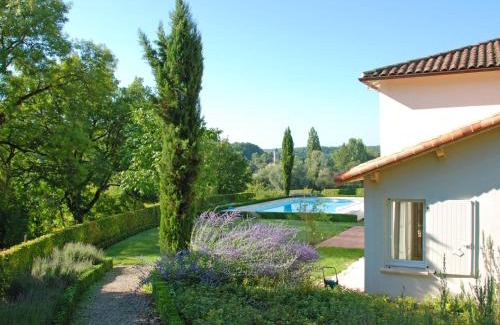 Saint-Pantaleon Casa | Holiday Home Lapeyriere by Interhome