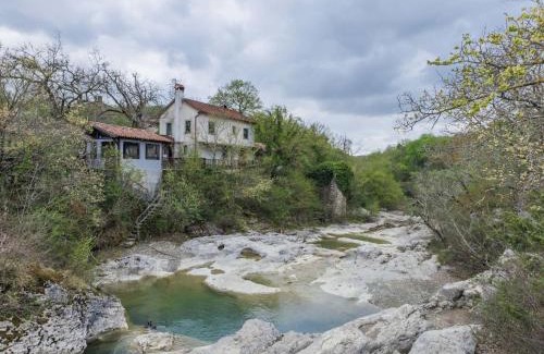 Buzet Casa | Holiday Home Lapis by Interhome