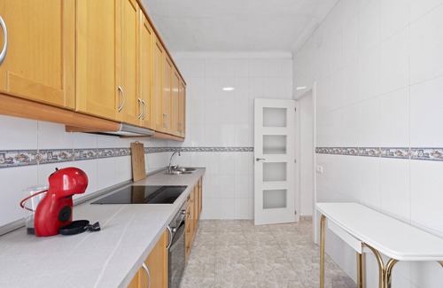 Torrevieja Apartamento | Casa de vacaciones 'Las Calas C y E' con piscina compartida, terraza privada y Wi-Fi