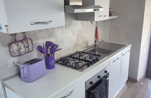 Cino Casa | Casa de vacaciones 'Lavanda' con vistas a la montaña, terraza privada y Wi-Fi