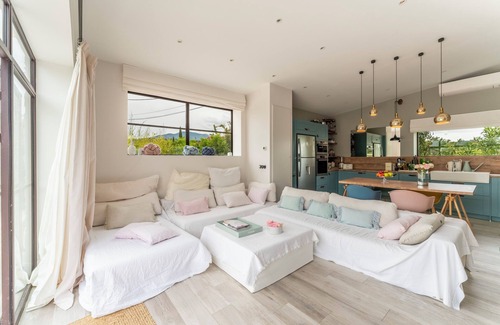 Modene Casa | Casa de vacaciones 'Le Cabanon De Modène' con terraza privada, Wi-Fi y aire acondicionado