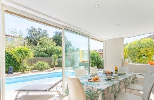 Cogolin Casa | Holiday Home Le Clos du Mûrier by Interhome